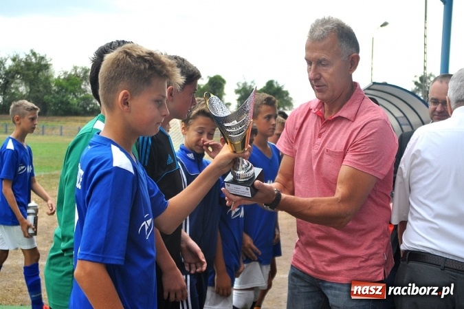 Zdjęcie w galerii na portalu naszraciborz.pl: Częstochowa ponownie najlepsza w Turnieju Piłki Nożnej im. Zbigniewa Oszka wiadomości z regionu