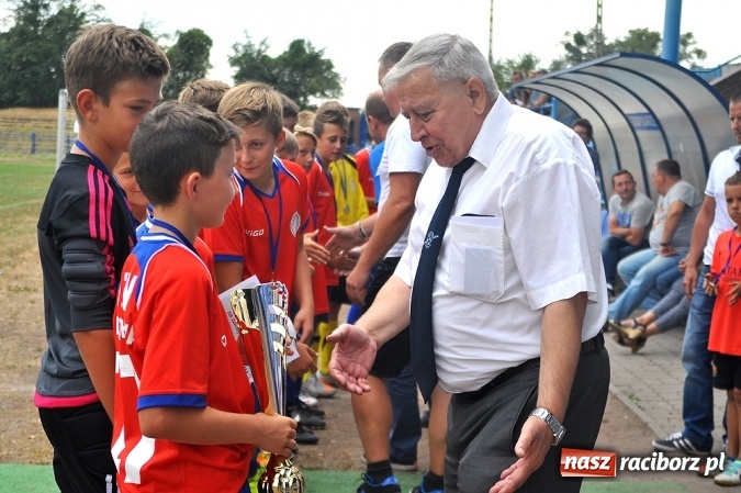 Zdjęcie w galerii na portalu naszraciborz.pl: Częstochowa ponownie najlepsza w Turnieju Piłki Nożnej im. Zbigniewa Oszka wiadomości z regionu