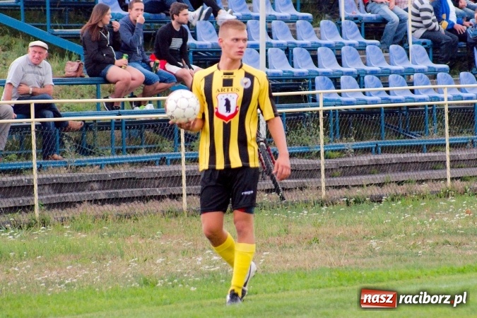 Zdjęcie w galerii na portalu naszraciborz.pl: Remis w meczu o sześć punktów. Do wygranej Rafako zabrakło centymetrów wiadomości z regionu