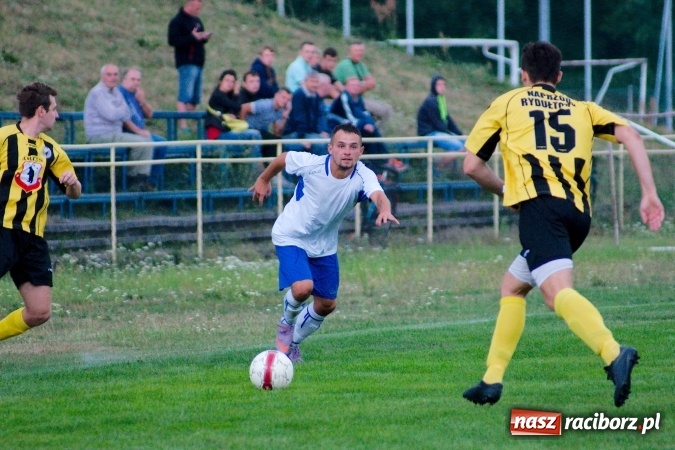 Zdjęcie w galerii na portalu naszraciborz.pl: Remis w meczu o sześć punktów. Do wygranej Rafako zabrakło centymetrów wiadomości z regionu