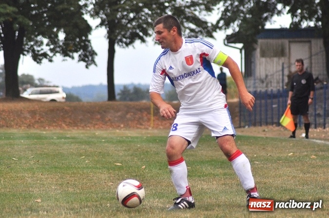 Zdjęcie w galerii na portalu naszraciborz.pl: Bez rezerwowych, ale z receptą na zwycięstwo. Pewna wygrana Stali wiadomości z regionu