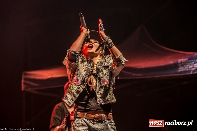 Zdjęcie w galerii na portalu naszraciborz.pl: My Słowianie, czyli Donatan i Cleo na finał pierwszego dnia Memoriału wiadomości z regionu