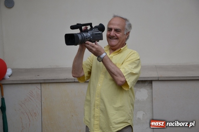 Zdjęcie w galerii na portalu naszraciborz.pl: Wokaliści z Młodzieżowego Domu Kultury wystąpili na zamku wiadomości z regionu