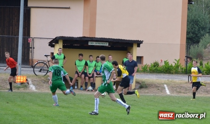 Zdjęcie w galerii na portalu naszraciborz.pl: Beniaminek z Jankowic zapłacił frycowe  wiadomości z regionu