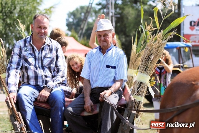 Zdjęcie w galerii na portalu naszraciborz.pl: Dożynki 2015 - świętowanie w Cyprzanowie wiadomości z regionu