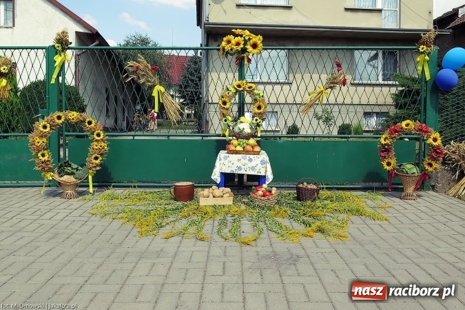 Zdjęcie w galerii na portalu naszraciborz.pl: Dożynki 2015 - święto plonów w Makowie wiadomości z regionu