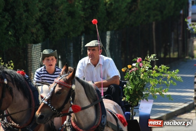 Zdjęcie w galerii na portalu naszraciborz.pl: Kobylskie dożynki z barwnym korowodem wiadomości z regionu