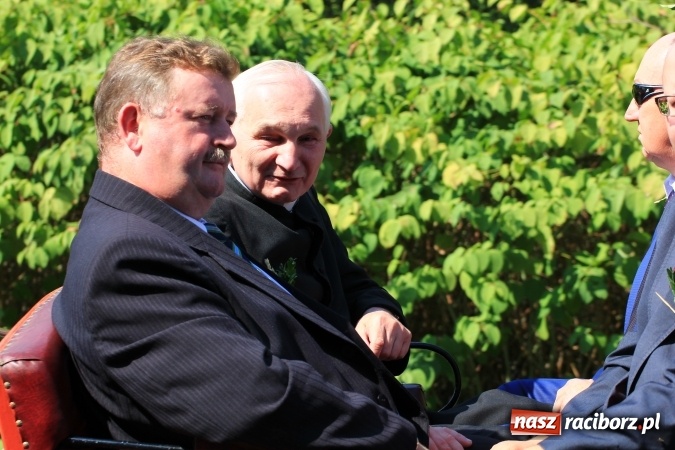 Zdjęcie w galerii na portalu naszraciborz.pl: Kobylskie dożynki z barwnym korowodem wiadomości z regionu