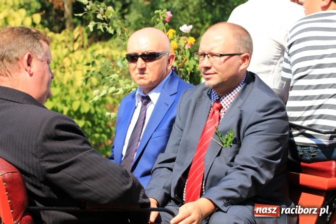 Zdjęcie w galerii na portalu naszraciborz.pl: Kobylskie dożynki z barwnym korowodem wiadomości z regionu