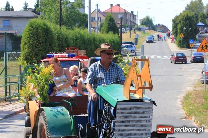 Zdjęcie w galerii na portalu naszraciborz.pl: Kobylskie dożynki z barwnym korowodem wiadomości z regionu