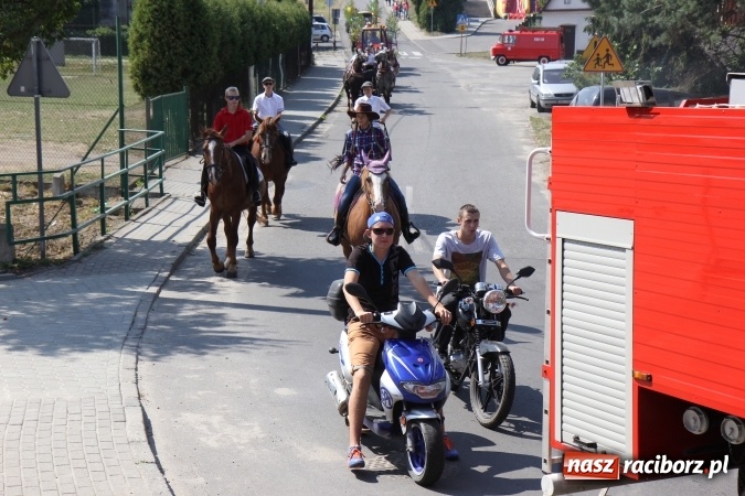 Zdjęcie w galerii na portalu naszraciborz.pl: Kobylskie dożynki z barwnym korowodem wiadomości z regionu
