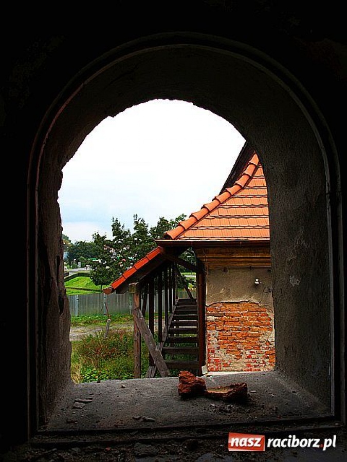 Zdjęcie w galerii na portalu naszraciborz.pl: Ruszył remont PAŁACU BISKUPIEGO wiadomości z regionu