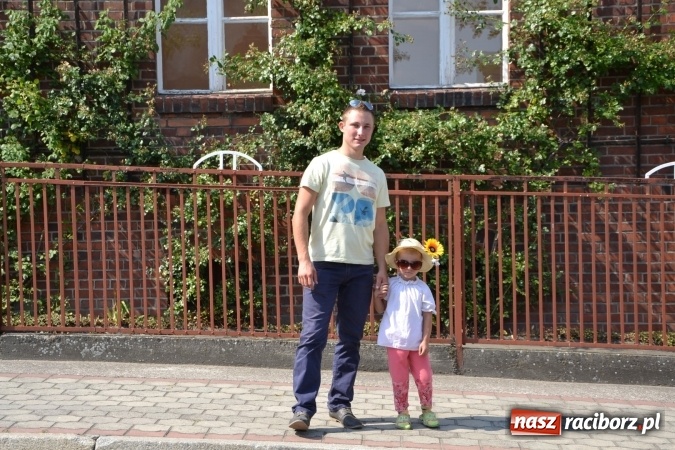 Zdjęcie w galerii na portalu naszraciborz.pl: Dożynki 2015 - w Bolesławiu wciąż gorąco wiadomości z regionu