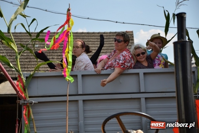 Zdjęcie w galerii na portalu naszraciborz.pl: Dożynki 2015 - w Bolesławiu wciąż gorąco wiadomości z regionu