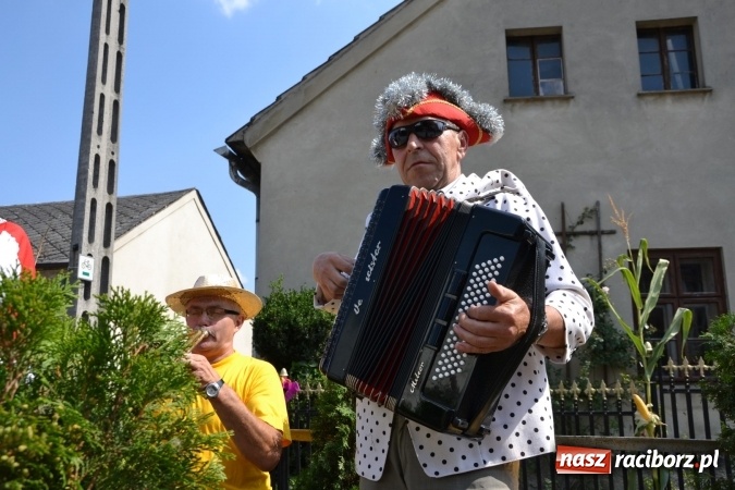 Zdjęcie w galerii na portalu naszraciborz.pl: Dożynki 2015 - w Bolesławiu wciąż gorąco wiadomości z regionu