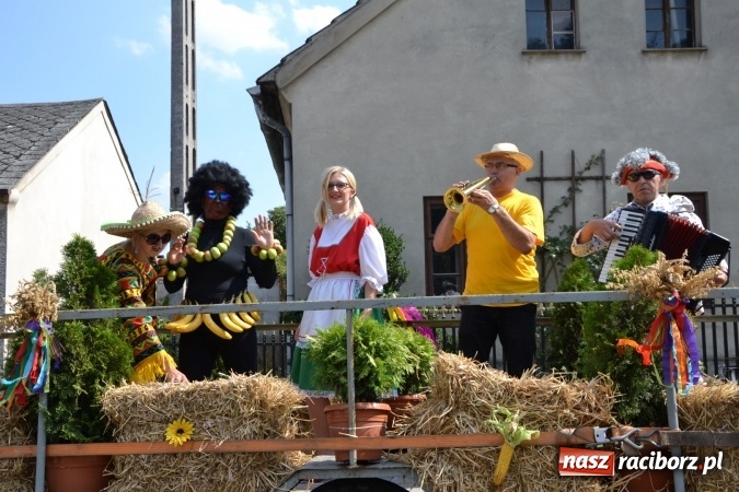Zdjęcie w galerii na portalu naszraciborz.pl: Dożynki 2015 - w Bolesławiu wciąż gorąco wiadomości z regionu