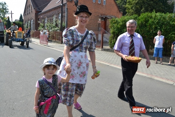 Zdjęcie w galerii na portalu naszraciborz.pl: Dożynki 2015 - w Bolesławiu wciąż gorąco wiadomości z regionu