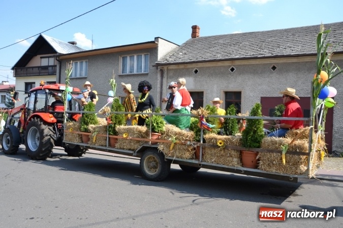 Zdjęcie w galerii na portalu naszraciborz.pl: Dożynki 2015 - w Bolesławiu wciąż gorąco wiadomości z regionu