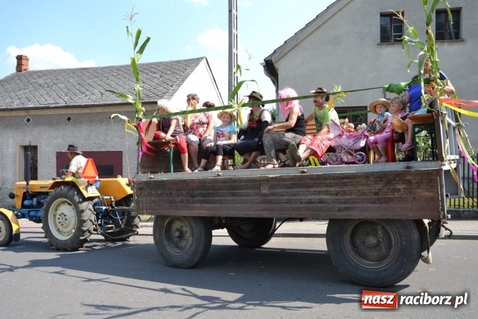 Zdjęcie w galerii na portalu naszraciborz.pl: Dożynki 2015 - w Bolesławiu wciąż gorąco wiadomości z regionu
