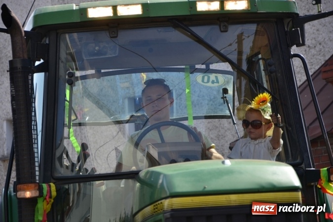 Zdjęcie w galerii na portalu naszraciborz.pl: Dożynki 2015 - w Bolesławiu wciąż gorąco wiadomości z regionu