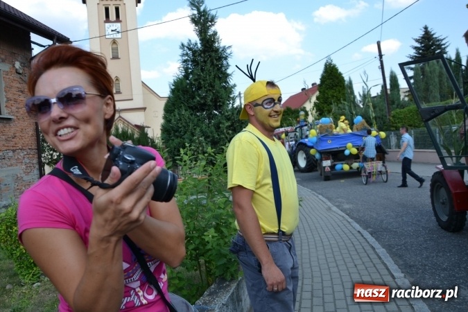 Zdjęcie w galerii na portalu naszraciborz.pl: Dożynki 2015 - kowbojki i minionki w Roszkowie wiadomości z regionu