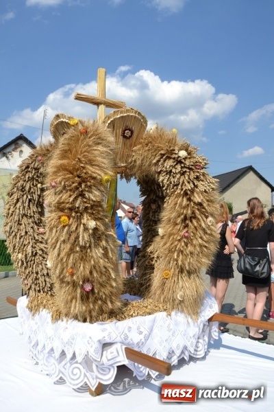 Zdjęcie w galerii na portalu naszraciborz.pl: Dożynki 2015 - kowbojki i minionki w Roszkowie wiadomości z regionu