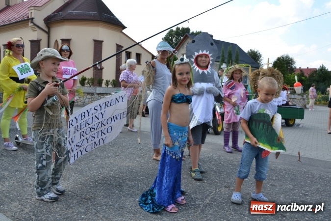 Zdjęcie w galerii na portalu naszraciborz.pl: Dożynki 2015 - kowbojki i minionki w Roszkowie wiadomości z regionu