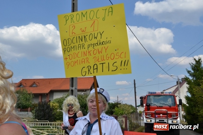 Zdjęcie w galerii na portalu naszraciborz.pl: Dożynki 2015 - kowbojki i minionki w Roszkowie wiadomości z regionu