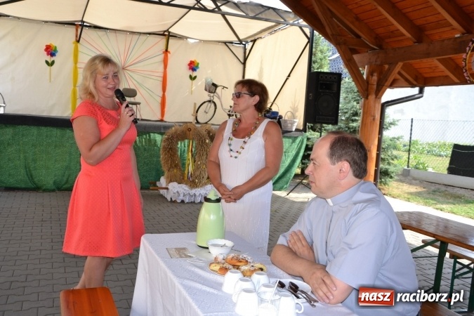 Zdjęcie w galerii na portalu naszraciborz.pl: Dożynki 2015 - kowbojki i minionki w Roszkowie wiadomości z regionu