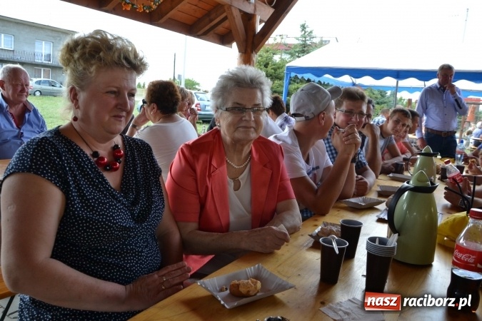 Zdjęcie w galerii na portalu naszraciborz.pl: Dożynki 2015 - kowbojki i minionki w Roszkowie wiadomości z regionu