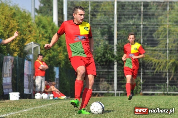 Zdjęcie w galerii na portalu naszraciborz.pl: B klasa: Trzy punkty zostały w Markowicach wiadomości z regionu