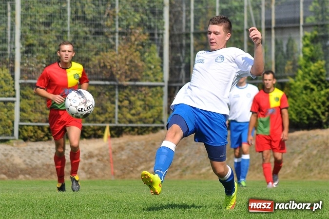 Zdjęcie w galerii na portalu naszraciborz.pl: B klasa: Trzy punkty zostały w Markowicach wiadomości z regionu