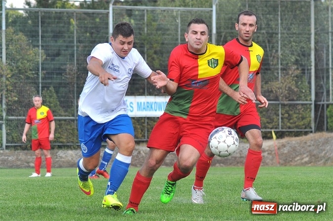 Zdjęcie w galerii na portalu naszraciborz.pl: B klasa: Trzy punkty zostały w Markowicach wiadomości z regionu