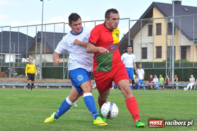 Zdjęcie w galerii na portalu naszraciborz.pl: B klasa: Trzy punkty zostały w Markowicach wiadomości z regionu