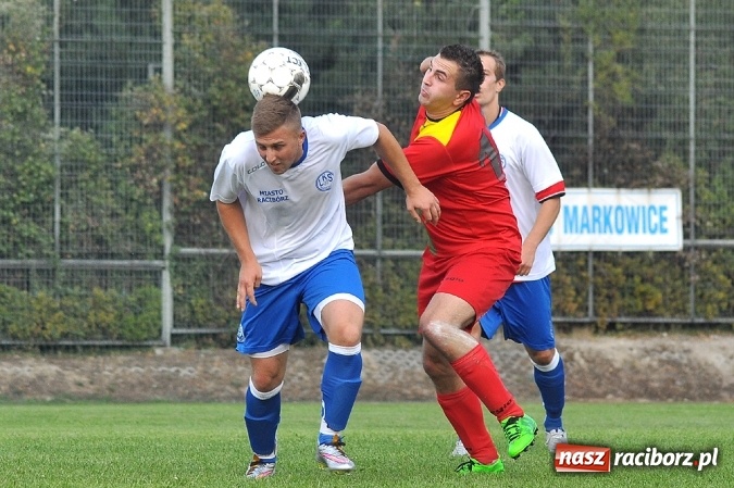 Zdjęcie w galerii na portalu naszraciborz.pl: B klasa: Trzy punkty zostały w Markowicach wiadomości z regionu