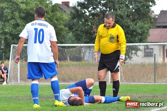 Zdjęcie w galerii na portalu naszraciborz.pl: B klasa: Trzy punkty zostały w Markowicach wiadomości z regionu
