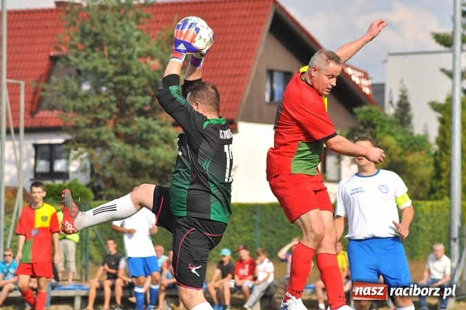 Zdjęcie w galerii na portalu naszraciborz.pl: B klasa: Trzy punkty zostały w Markowicach wiadomości z regionu