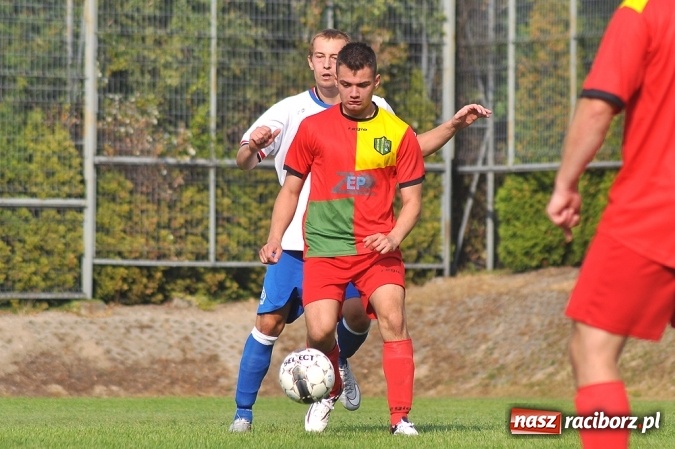 Zdjęcie w galerii na portalu naszraciborz.pl: B klasa: Trzy punkty zostały w Markowicach wiadomości z regionu