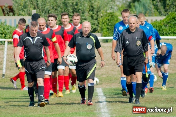Zdjęcie w galerii na portalu naszraciborz.pl: Derby Raciborza: Niewykorzystane sytuacje się mszczą. Ocice na kolanach wiadomości z regionu