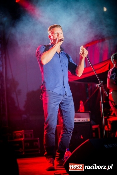 Zdjęcie w galerii na portalu naszraciborz.pl: Wielkie show Rafała Brzozowskiego na zakończenie Memoriału 2015 wiadomości z regionu