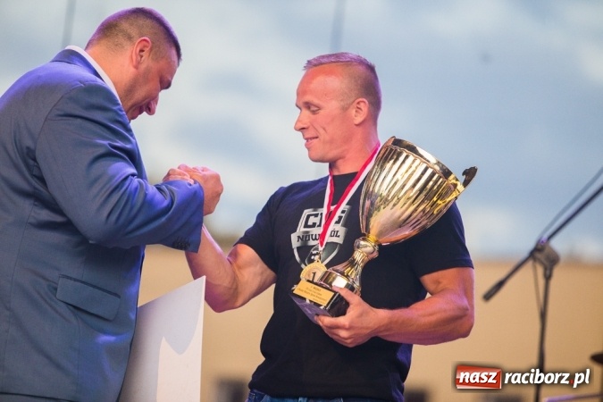 Zdjęcie w galerii na portalu naszraciborz.pl: Memoriał 2015 - baw się z nami strażakami i finał Ito Led Cross Games wiadomości z regionu