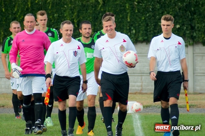 Zdjęcie w galerii na portalu naszraciborz.pl: A klasa: Słaby początek sezonu w Tworkowie. Kolejny mecz zakończony remisem wiadomości z regionu