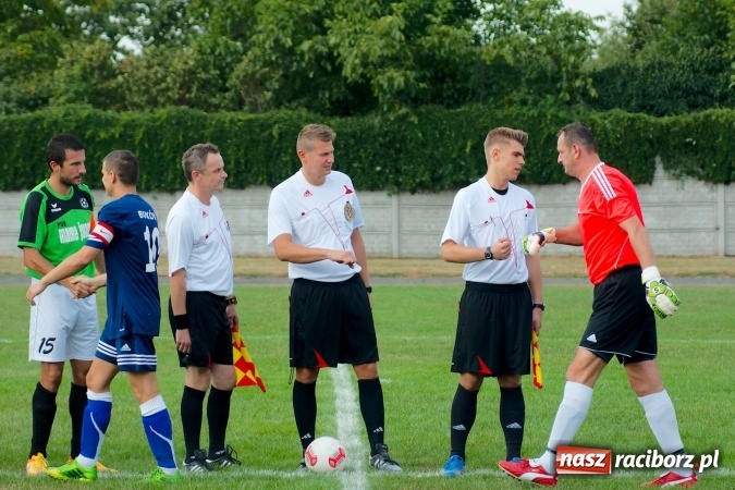 Zdjęcie w galerii na portalu naszraciborz.pl: A klasa: Słaby początek sezonu w Tworkowie. Kolejny mecz zakończony remisem wiadomości z regionu