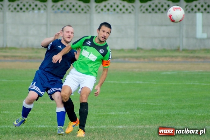 Zdjęcie w galerii na portalu naszraciborz.pl: A klasa: Słaby początek sezonu w Tworkowie. Kolejny mecz zakończony remisem wiadomości z regionu