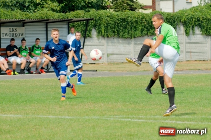 Zdjęcie w galerii na portalu naszraciborz.pl: A klasa: Słaby początek sezonu w Tworkowie. Kolejny mecz zakończony remisem wiadomości z regionu