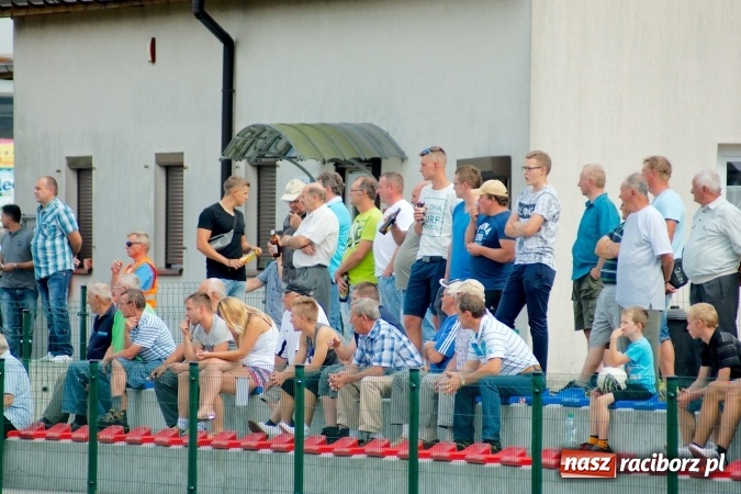 Zdjęcie w galerii na portalu naszraciborz.pl: A klasa: Słaby początek sezonu w Tworkowie. Kolejny mecz zakończony remisem wiadomości z regionu