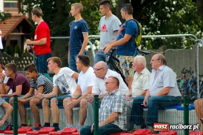 Zdjęcie w galerii na portalu naszraciborz.pl: A klasa: Słaby początek sezonu w Tworkowie. Kolejny mecz zakończony remisem wiadomości z regionu