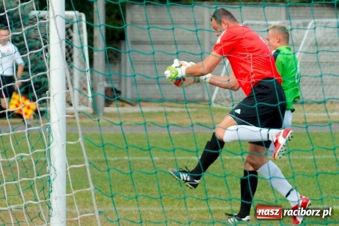 Zdjęcie w galerii na portalu naszraciborz.pl: A klasa: Słaby początek sezonu w Tworkowie. Kolejny mecz zakończony remisem wiadomości z regionu