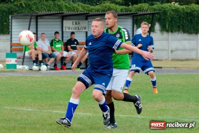 Zdjęcie w galerii na portalu naszraciborz.pl: A klasa: Słaby początek sezonu w Tworkowie. Kolejny mecz zakończony remisem wiadomości z regionu
