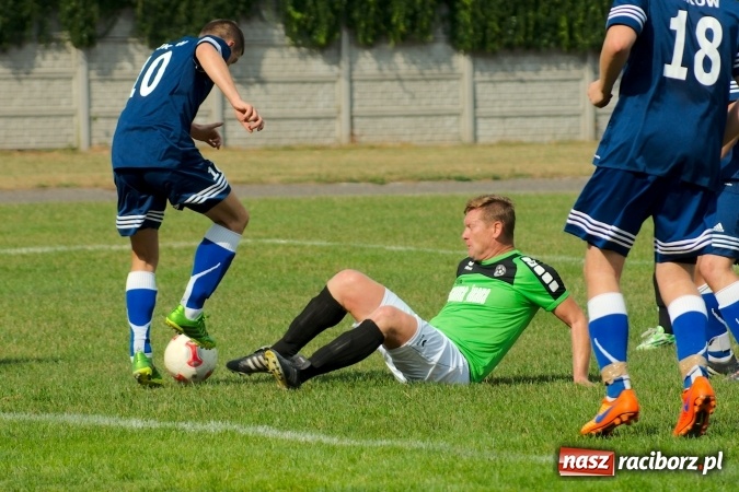 Zdjęcie w galerii na portalu naszraciborz.pl: A klasa: Słaby początek sezonu w Tworkowie. Kolejny mecz zakończony remisem wiadomości z regionu